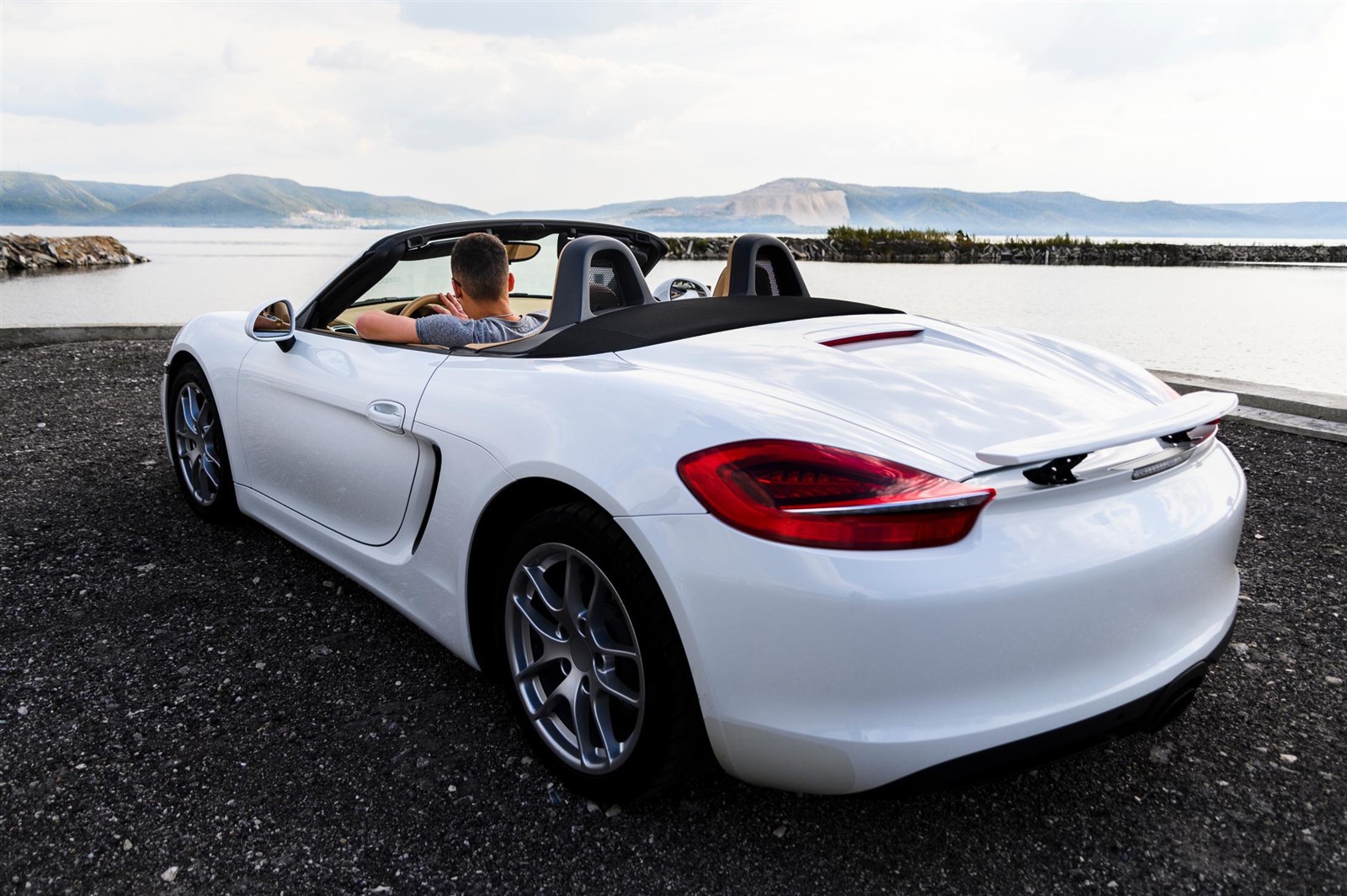 Automotive structural part made from PP GF40